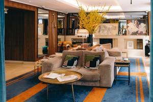 Eiffel Blomet Hotel - Nearby Attractions and Landmarks