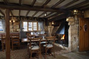 Eight Bells Inn - Booking Information