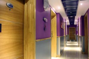 Eurotraveller Hotel - Premier - Tower Bridge - Policies and Important Information