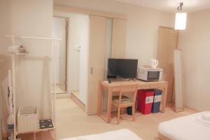 Fortune House Walking Directly to Daikokuji Giant Egg, Directly to Megida, Sanchuan 4-1 - Guest Reviews and Ratings