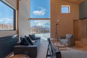Foxwood E by H2 Life - Facilities and Amenities