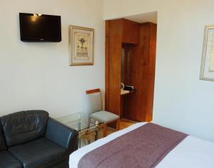 Garden View Hotel - Transportation Options Nearby