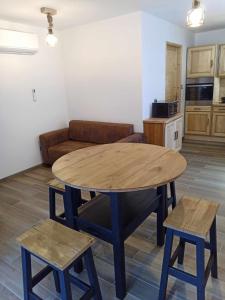 Gates of the Orée Du Bois - Available Activities and Services