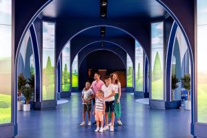 Grand Magic Hotel Marne La Vallée - Guest Ratings and Feedback