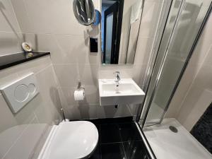 Great St Helen Hotel - Policies and Restrictions