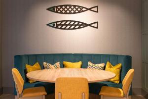 Hampton By Hilton Torquay - Policies and Parking