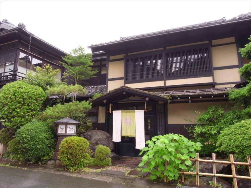 Staying in Ono? We Rank Our Top 3 Hotels