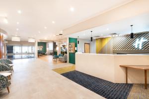 Holiday Inn Gloucester - Cheltenham, an IHG Hotel - Pet-Friendly Policies