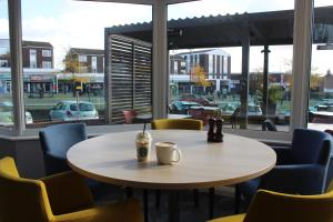 Holiday Inn Kenilworth - Warwick, an IHG Hotel - Policies and Additional Information