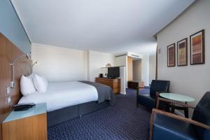 Holiday Inn London Camden Lock, an IHG Hotel - Family and Child Policies