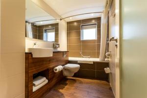Holiday Inn Newcastle-Jesmond, an IHG Hotel - Questions About Staying Here