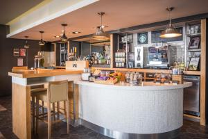 Holiday Inn Southampton, an IHG Hotel - Payment and Booking Considerations