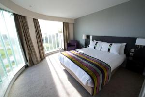 Holiday Inn Southend, an IHG Hotel - Policies and Accessibility