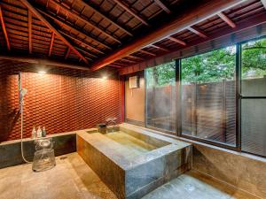 Hoshi Review: Experience Japan's Oldest Hotel - Recreational Activities Offered