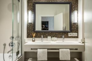 Hotel Des Saints Pères - Spirit of France - Transportation Options