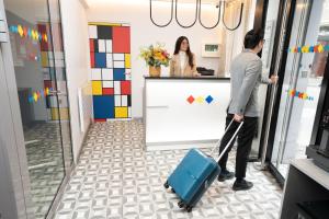 Hotel Du Mont Dore Batignolles - Nearby Attractions