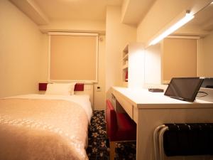 Hotel Front Inn Fukuoka Airport - Activities and Nearby Attractions
