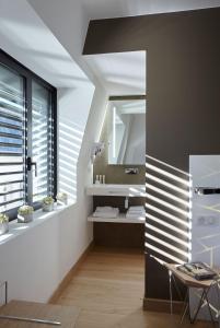 Hotel In Situ - Art and Design Elements