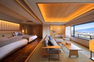 Hotel Koyo Review - Nearby Attractions