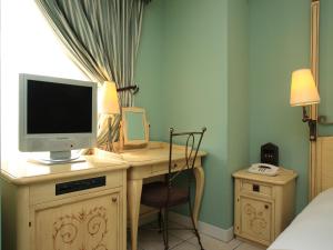 Hotel Monterey Lasoeur Ginza - Staff and Service Quality