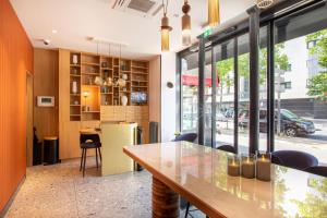 Hotel Prince Albert Gare De Lyon Ex Concordia - Dining & Culinary Options