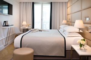 Hotel R De Paris - Boutique Hotel - How To Book Your Stay