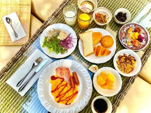 Hotel Rose Garden Shinjuku - Staff and Service Excellence