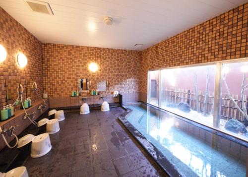 Hotel Route-Inn Omaezaki - Guest Reviews and Ratings