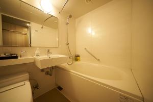 Hotel Sunroute Ginza - Nearby Attractions and Activities