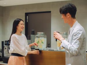 HOTEL THE LEBEN OSAKA - Dining and Refreshment Options