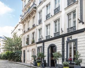 Hotel Villa Bohème - Nearby Attractions