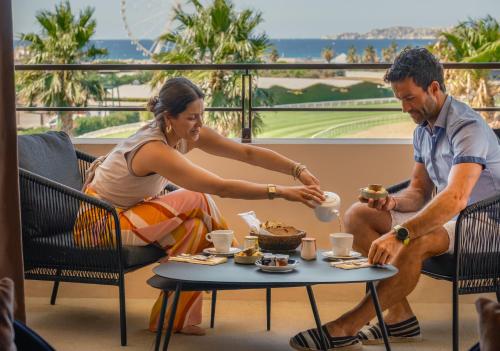 Hotel Villa Massalia - Local Attractions and Activities