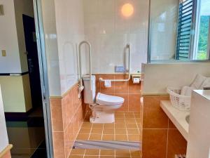 Hundred Days Hotel - Booking Information