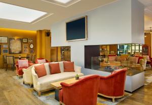Hyatt Regency Birmingham - Questions About Staying Here
