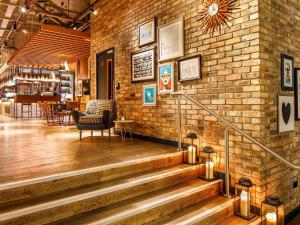 Ibis London Canning Town - Booking Policies