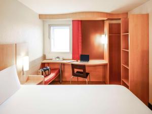 Ibis London Greenwich - Check-in and Check-out