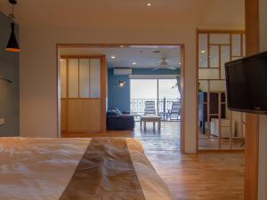 ISANA Resort - Transportation and Safety