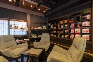 Ishinoya Izunagaoka Review - Nearby Attractions
