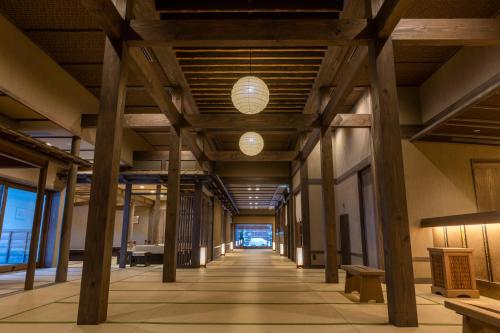 Jozankei Onsen Yurakusoan - Dining Experience and Options