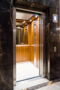 Kensington Prime Hotel - Booking Information