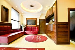 Kings Cross Inn Hotel - Booking and Check-in Details