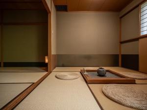 Kuriya Yasohachi - Dining Options