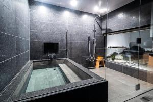 Kyoto Shijo Takakura Hotel Grandereverie - Policies and Regulations