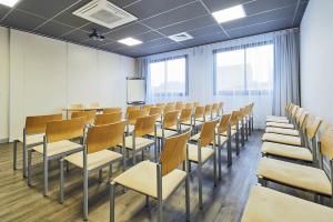 Kyriad Paris West - Bezons La Défense - Accommodation Details