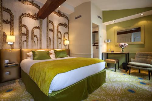 Le Clos Medicis - Guest Ratings and Highlights