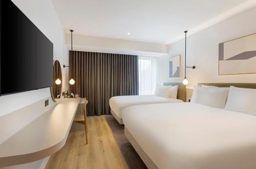 Leonardo Hotel Manchester Piccadilly - Policies and Restrictions