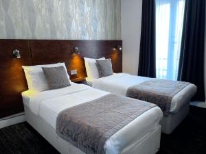 Lidos Hotel - Nearby Attractions