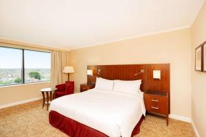 London Twickenham Stadium Hotel, a Member of Radisson Individuals - Essential Travel Information