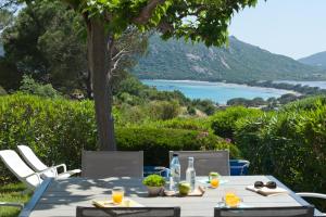 Marina Di Santa Giulia Residence - Landscape and Setting