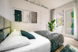 MAYA Appartements & Suites - Location and Nearby Attractions